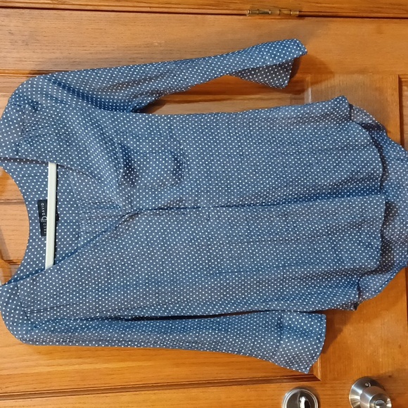 Fred David Tops - 💥💥3/$15💥 Fred Davis Women's Small Blouse Polka Dot